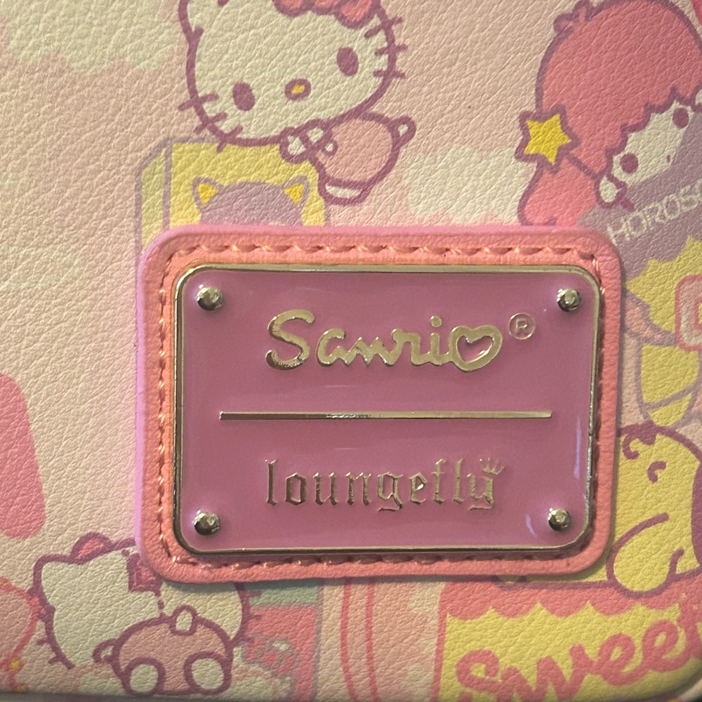 Sanrio x Loungefly mini backpack - Picture 7 of 7